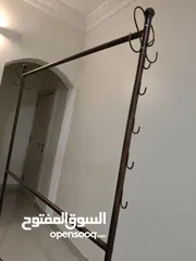  1 علاّقة ملابس بصبغة نارية