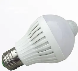  1 اللمبة الحساسه تعمل علي الحركة والصوت 9 واط  LED