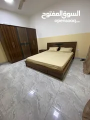  6 شقة غرفة و صالة و مطبخ و حمام مفروشة بالخوير بسعر مذهل و يوجد غرف و شقق بالعذيبة  furnished 1 bhk