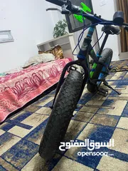  5 ثلاث بسكليت واحد كبير واثنين وسط بحاله ممتازه