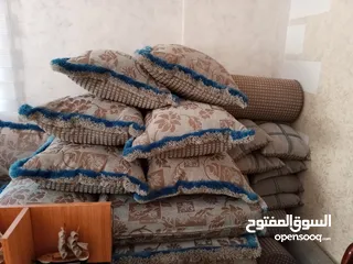  7 اثاث فخم للبيع اكثر من طقم موجود بل صور
