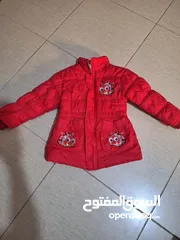  12 تريننجات وبيجامات اطفال ولادي وبناتي للبيع.. اي شي بدينارين..  يا بلاش