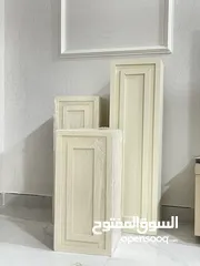  2 طاولات للإيجار اليومي