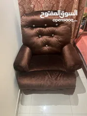  1 Sofa recliner urgent