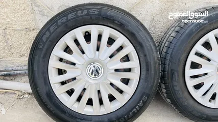  6 جنط حديد 15 مع كوشوك قياس 195/65/15 مع طاسات الشركةشركة بحالة الوكالة