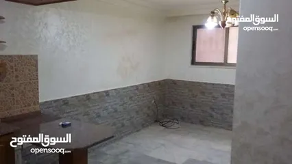  2 شقة فارغة للايجار