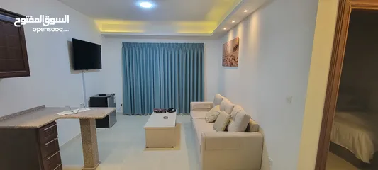  10 شقة فندقية فاخرة VIP  للإيجار  اليومي فقط فقط للعائلات في جبل الحسين سوبر ديلوكس