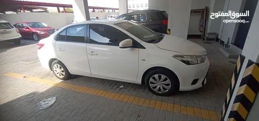  3 Toyota Yaris 2016