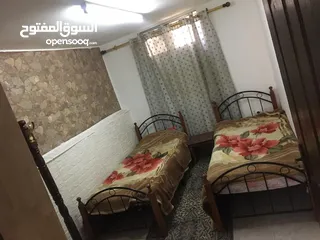  2 استديو عباره  عن  غرفتين  مطبخ  حمام   طابق  ارضي