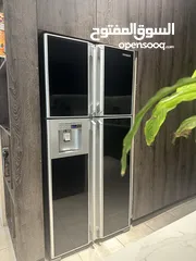 1 ثلاجة هيتاشي ياباني (minus-zero cooling system) أربع أبواب للبيع بحالة ممتازة