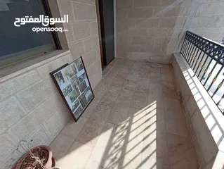  16 شقة غير مفروشة للإيجار 300م2 ( Property 19203 )-175107091