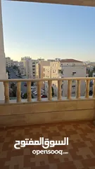  8 شقة ثلاثة غرف نوم و حمامين و مطبخ طابق ثالث بدون مصعد في الياسمين عند حديقة الياسمين