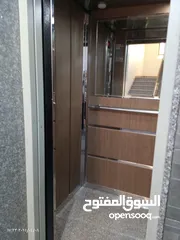  19 شقة طابق ثاني للبيع في الزرقاء الجديدة بالقرب من مسجد بادي بتشطيبات سوبر