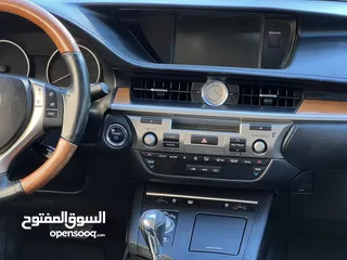  17 لكزس EŚ 300H هايبرد 2015 LIMITED فل الفل اعلى صنف مميزة جدا للبيع بسعر مغري