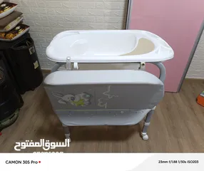  5 حوض الاستحمام للاطفال مع قاعدة غيار للبيبي