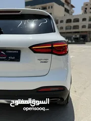  18 MG HS ترخيص 2022 Plug in محرك 1500 هايبرد