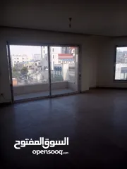  15 شقه اخير مع روف للبيع في عبدون - ref:14681