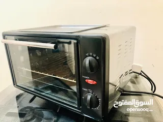  1 Small size oven for URGENT SALE!