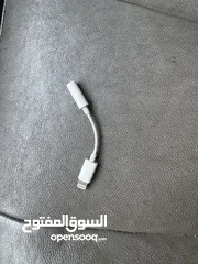  1 وصله ايفون AUX جديده غير مستعمله اصلي ابل