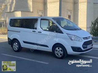  3 فورد كوستم 2017