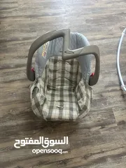  4 ‏كوت بيبي وكرسي
