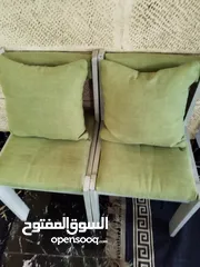  10 طاولة وسطية معدن وزحاج وتنين جانبيات خشب اسود ايكيا وسجلونتين ثلاثية  بتفتح بكس ثنائية وكرسين انتيكا