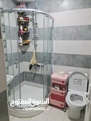  3 بيت في مجمع سكني