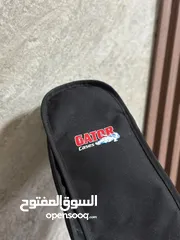  8 جيتار Valencia CG160 جديد غير مستعمل مع شنتة وريشة وآلة دوزان الاوتار كلو مع تشطيب لامع طبيعي للخشب