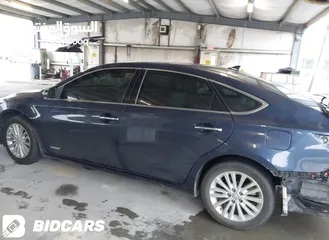  4 Toyota Avalon Hybrid Limited