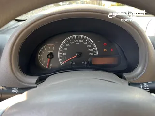  10 نيسان صني 2018  ممشى 100 الف  فحص كامل 7 جيد  وارد الشركة    Nissan sunny 2018  100000km  7-jayyed