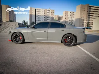  7 جارجر GT 2023 بلاك توب