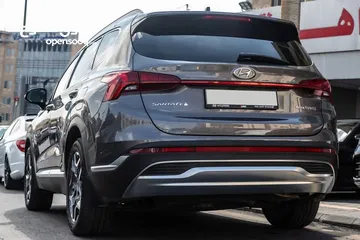  5 Hyundai Santa fe hybrid 2023