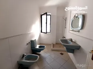  6 ڤيلا للبيع في منطقة عبدون ( Property ID : 30960 )