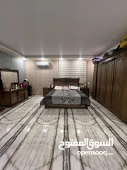  11 شقه داخل منطقه ام السماق / جنب مدارس الدر المنثور