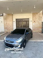  2 اكسنت رخصة 2014  ديزل 4 غيار اقتصادية جداا  البيع كاش فقط