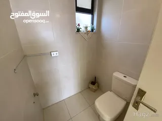  2 شقة غير مفروشة للإيجار 185م2 ( Property 16360 ) سنوي فقط