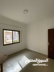  1 شقه للبيع و للاستثمار موقع مميز كوزمو السابع طابق اول مجدده بالكامل بسعر لقطه جدا