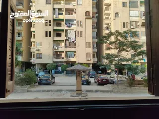  1 شقه للبيع في مدينه عباد الرحمن خلف نادي الصيد القطاميه طريق دائري المعادي بجوار البارون سيتي