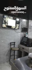  3 مطعم شاورما ودجاج وسناكات وحمص وفلافل وفول يعمل بشكل ممتاز للبيع مستعجل