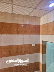  4 محل تجاري للايجار في طبربور ام العقارب مقابل القيادة العامة بالقرب من دوار النخيل