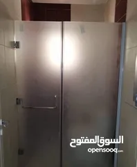  10 زجاج سكريت