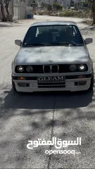  2 BMW E30 1988
