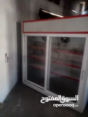  1 ثلاجه عرض مستعمله بدها غاز  ثلاجه عرض مستعمله