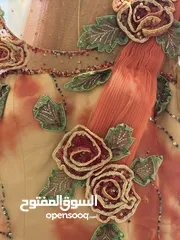  18 Elegant dresses and jalabya