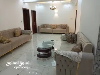  14 حوش في السلماني الشرقي  صيانه حديثة
