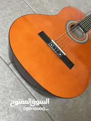  3 جيتار مورينو كلاسيك Moreno MCG20 مع بكج كامل وشامل التوصيل