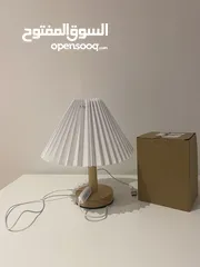  2 مصباح جانبي للمكتب او السرير بثلاثة الوان  للبيع desk or side lamp with three Color for sale