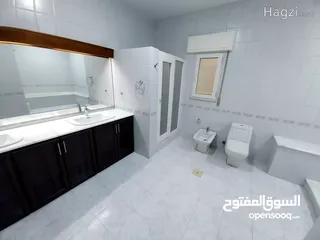  13 شقة شبه ارضية في منطقة الدوار الرابع ( Property ID : 30244 )