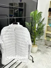  8 جـاكيت بـامب