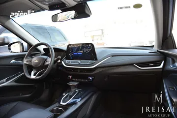  23 شيفرولية مينلو كهربائية بالكامل متوفر باللونين سلفر بلو وابيض 2023 Chevrolet Menlo EV